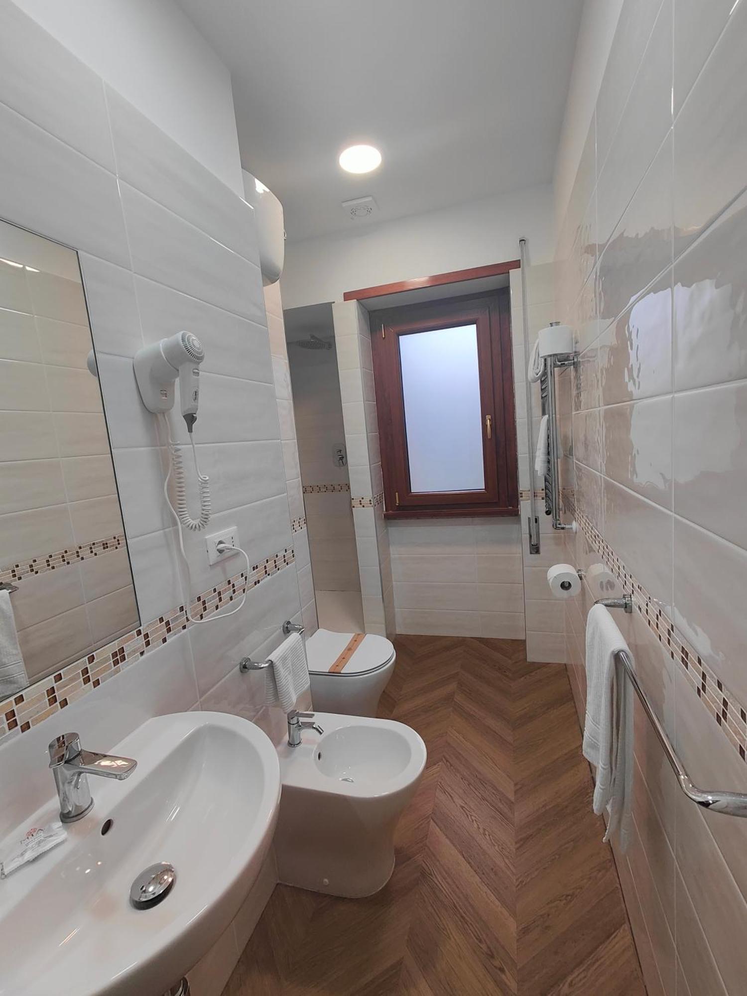 Standard Triple Room,1666649626:JPEG